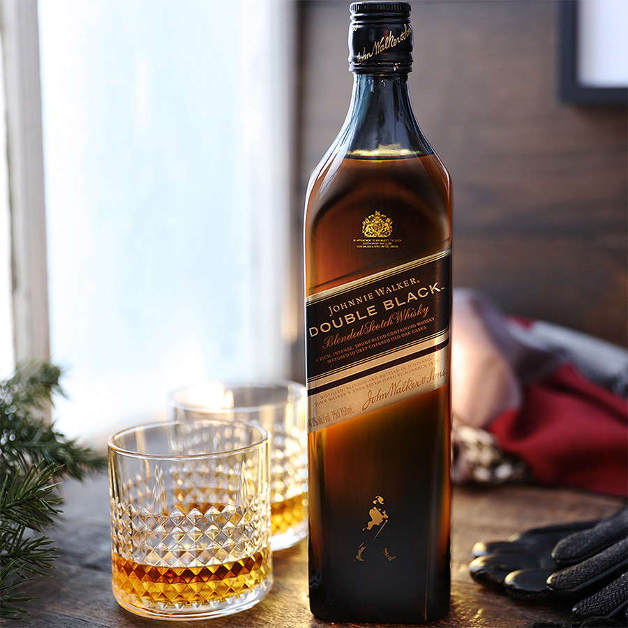 Rượu Johnnie Walker Double Black Label Blended Scotch Whisky 40% 750ml