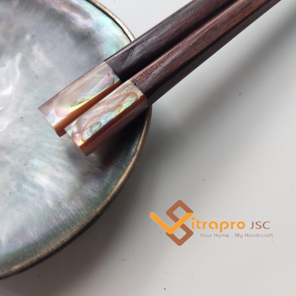 Đũa Gỗ Trắc Đỏ Gắn Trai Hồng Cao Cấp Cực Sang Trọng