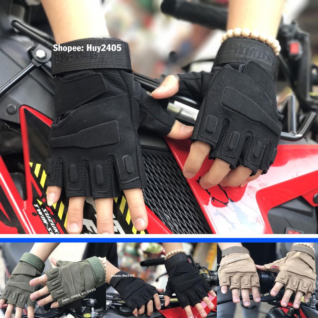 Găng tay xe máy chống nắng đi phượt hở ngón Black Hawk