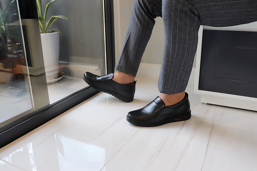 Giày Độn Nam T&TRA Tăng Cao 5Cm- S1069 Đen - Chất Liệu Da Bò Cao Cấp, Đế Cao Su Đúc, Phần Tăng Cao Ẩn Bên Trong
