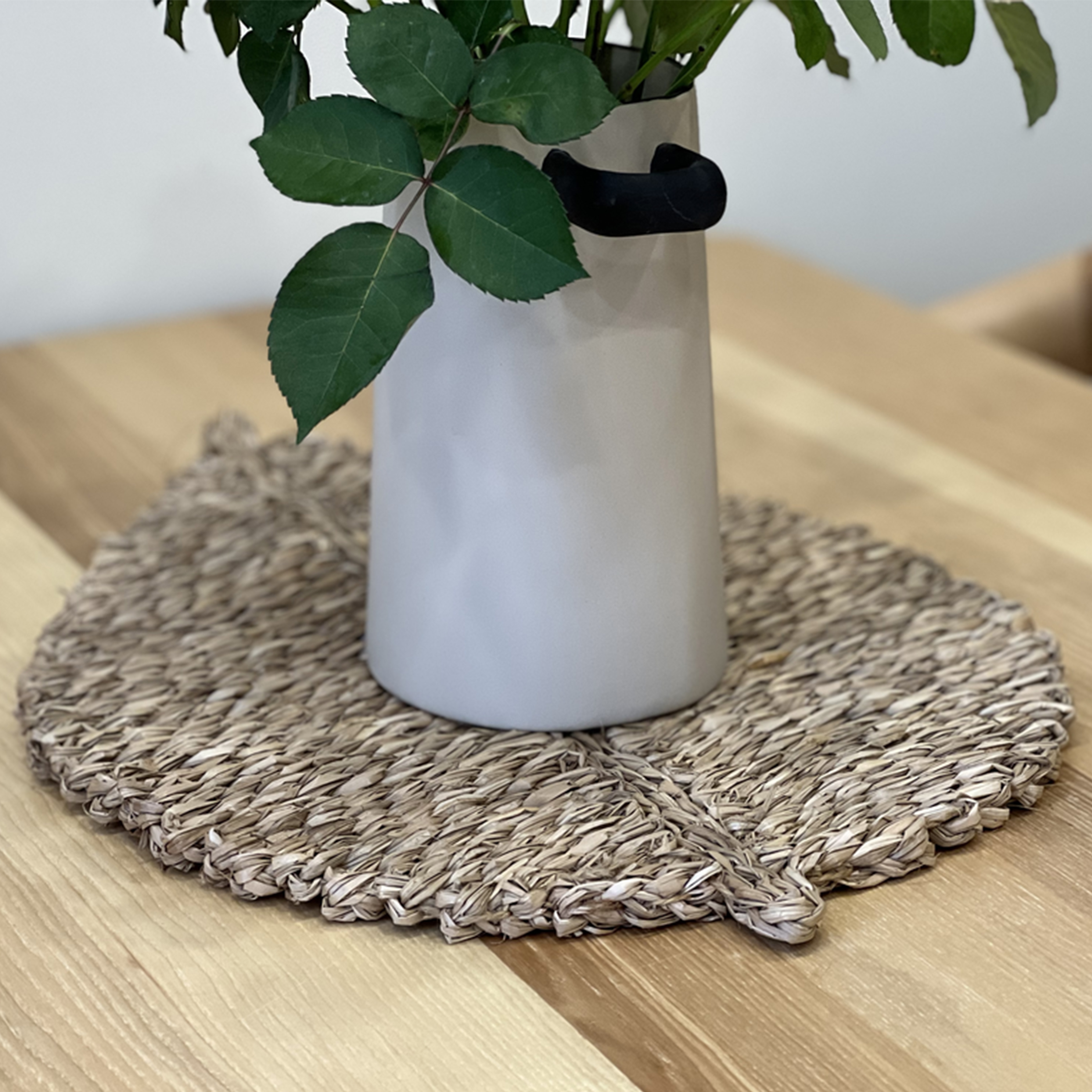 Thảm cói URSPACE lót bình hoa, lót đĩa hình chiếc lá trang trí decor treo tường