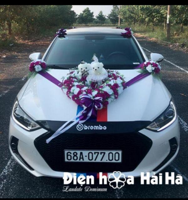 Bộ hoa giả trang trí xe hơi rước dâu