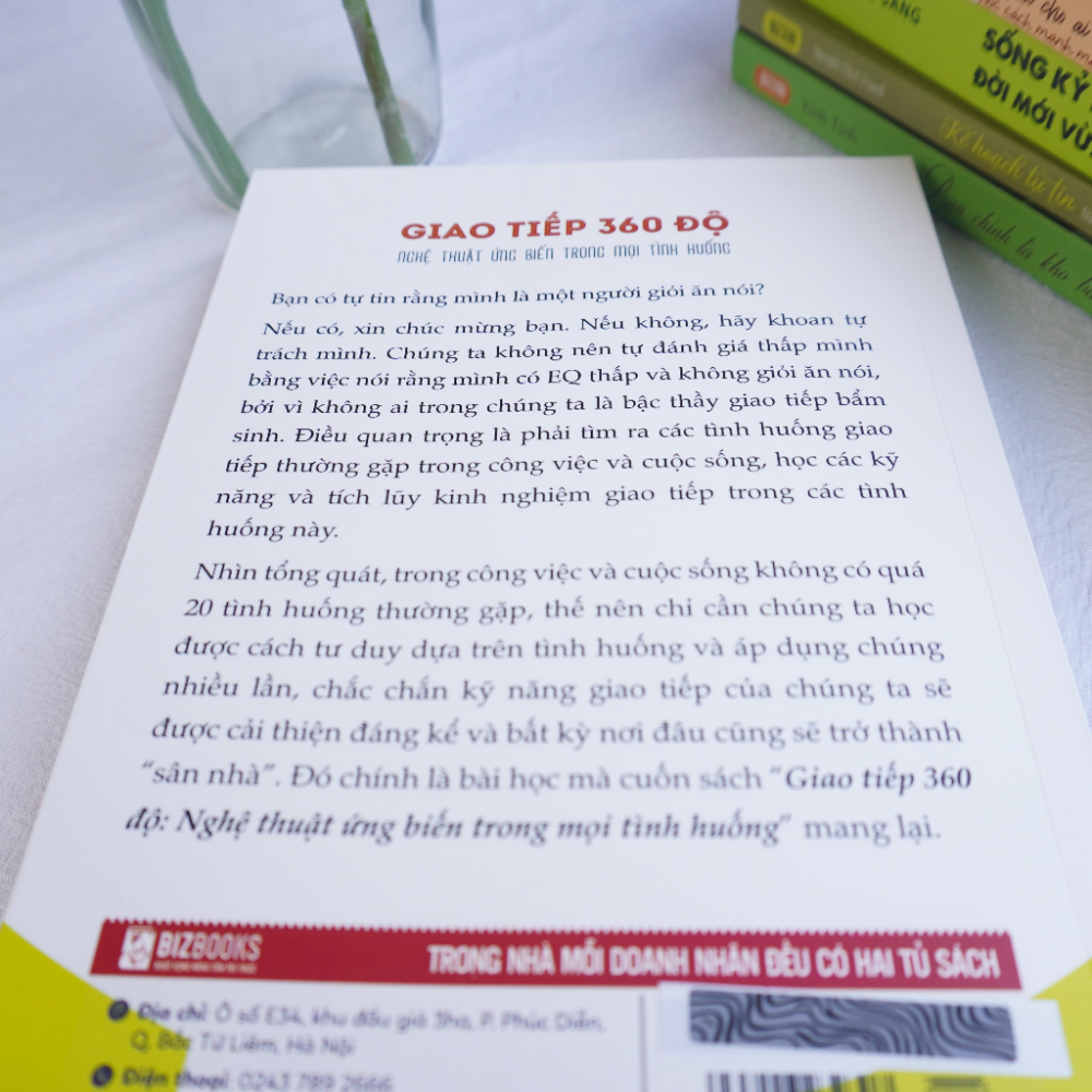 Sách - Giao Tiếp 360 Độ: Nghệ Thuật Ứng Biến Trong Mọi Tình Huống - Sách Phát Triển Bản Thân MCBooks