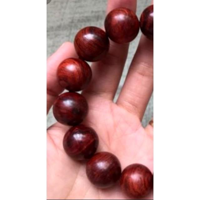 Vòng Tay Gỗ Sưa Lào
