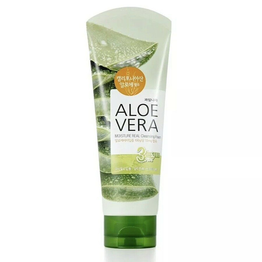 Sữa rửa mặt lô hội trắng da Aloevera Moisture Real Cleansing Foam 150g + Móc khóa