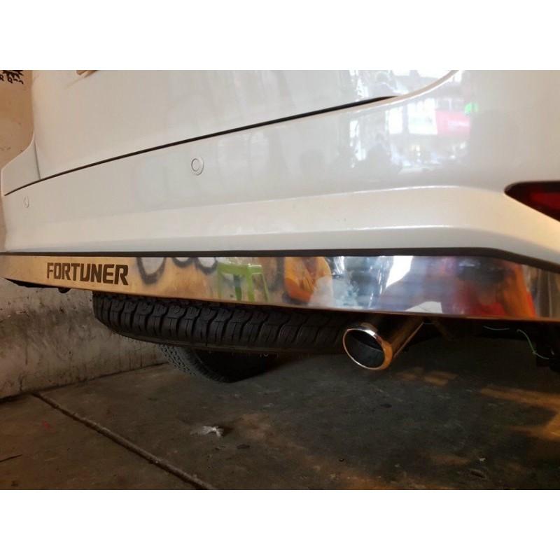 Cản Sau Phụ Kiện Inox Dành Cho Xe Innova