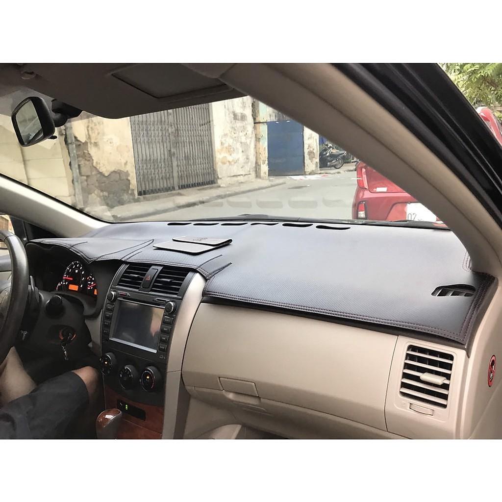 Thảm Taplo xe Toyota Altis , da vân Carbon cao cấp