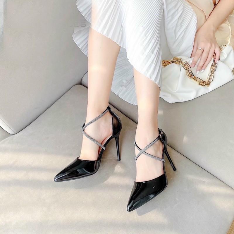 Giày Sandal nữ cao gót đính đá gót nhọn