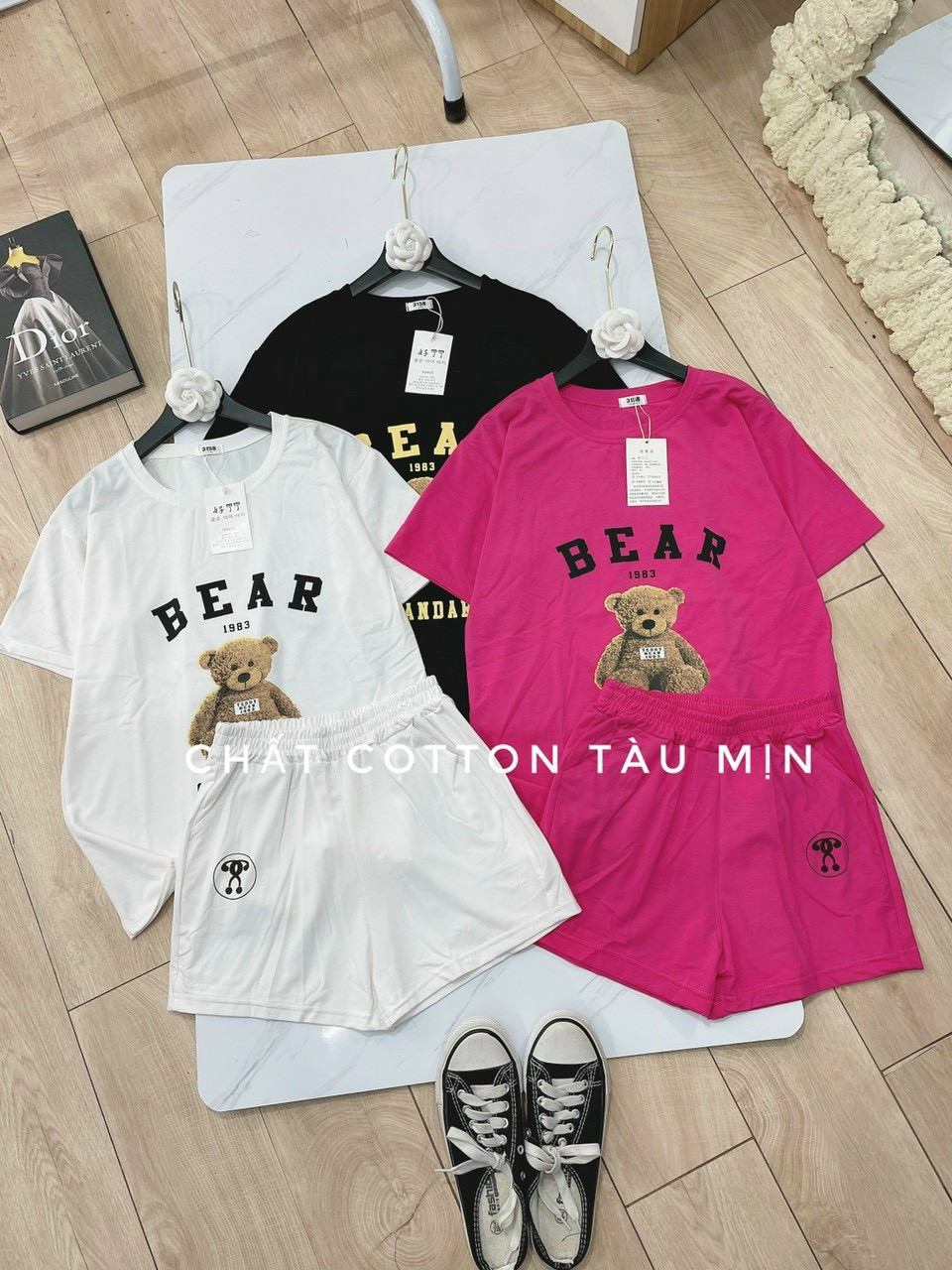 đồ bộ nữ KN Bear gấu mặc nhà, Đồ Bộ Nữ Set Bộ Lửng Thun giá tốt, Bộ mặc nhà nữ mùa hè, Bộ đùi nữ hình gấu 4 màu, Đồ Bộ Nữ mặc nhà Cotton form rộng thời trang cho mùa hè Phong cách Hàn siêu đẹp