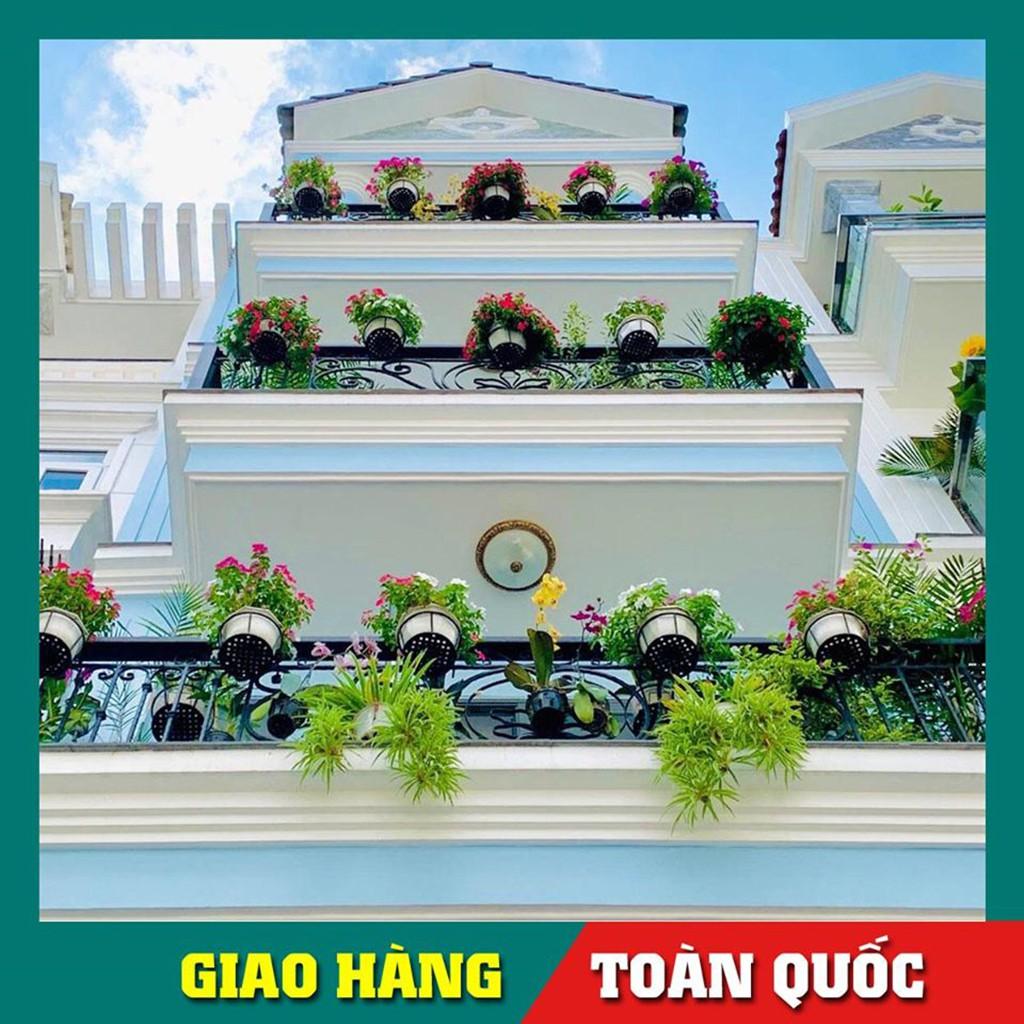 Giỏ hoa treo ban côngKhung thép chắc chắnsơn tĩnh điệnthẩm mỹ caobảo vệ hoa