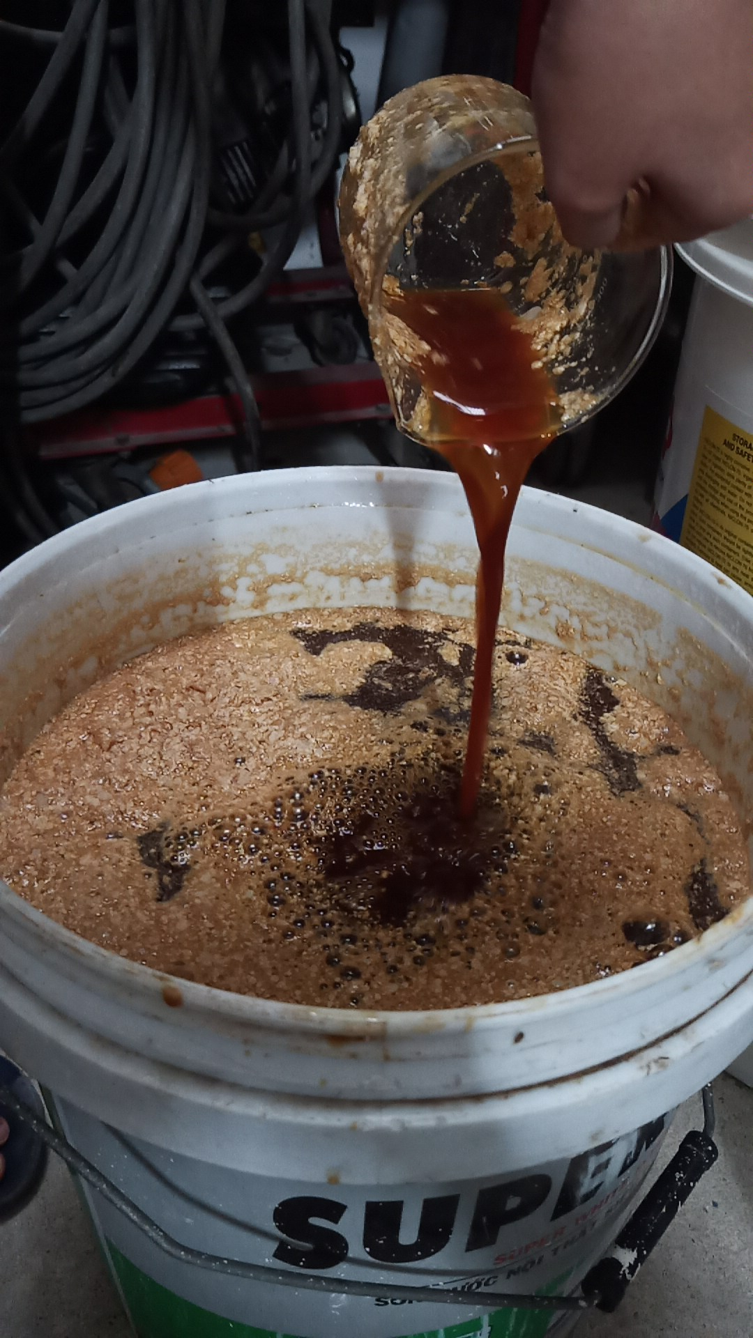 EM gốc chuyên dùng trong nông nghiệp chai 1 lít