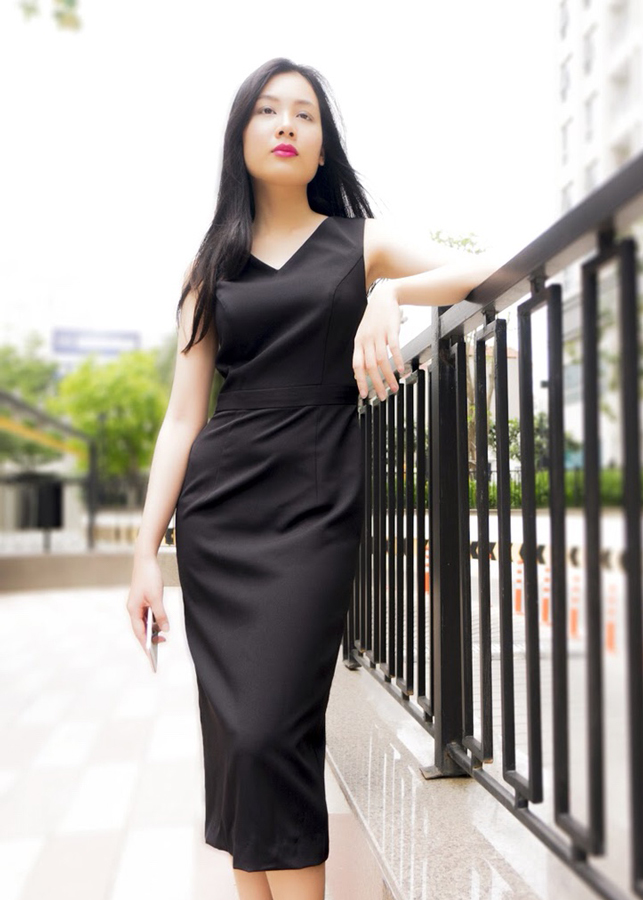 Đầm Nữ Dài Cổ Tim F’Amor - Đen