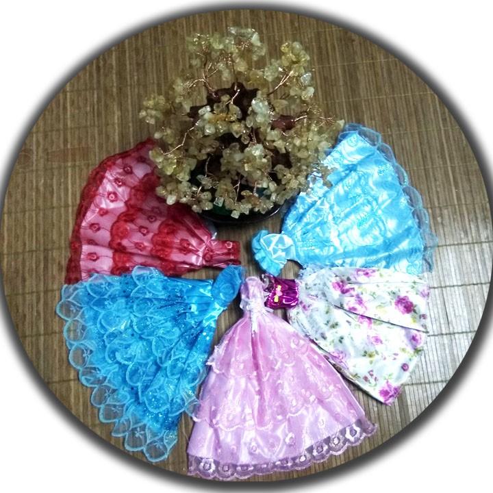 Bộ 05 Váy Đầm Công Chúa Búp Bê 30Cm