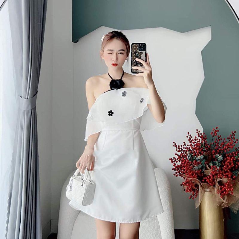 ĐẦM CỔ YẾM VIỀN HOA BÈO NHẸ NHÀNG