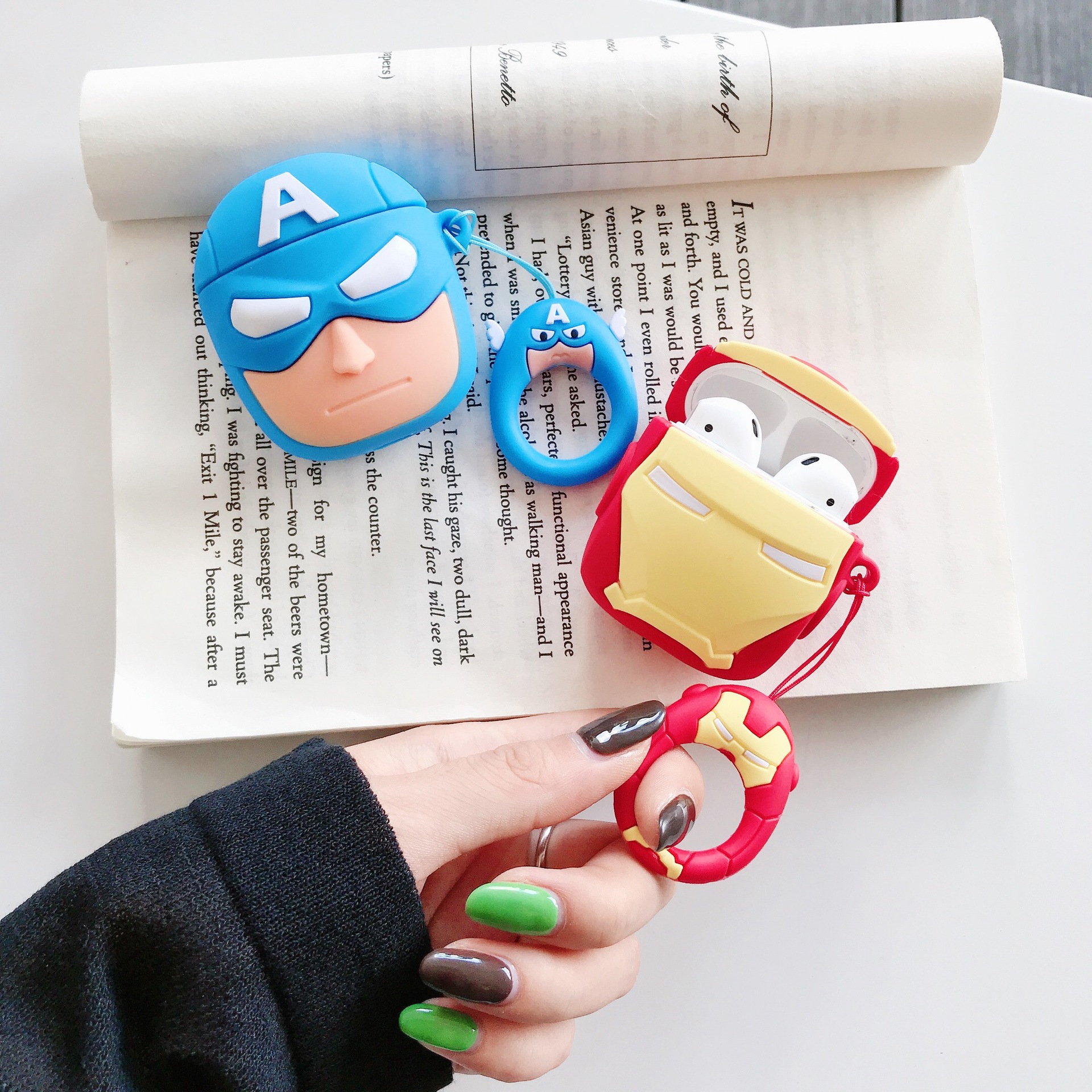 Vỏ bảo vệ bao đựng tai nghe case dành cho airpods 1, 2 chống va đập - Case Siêu Nhân Xanh