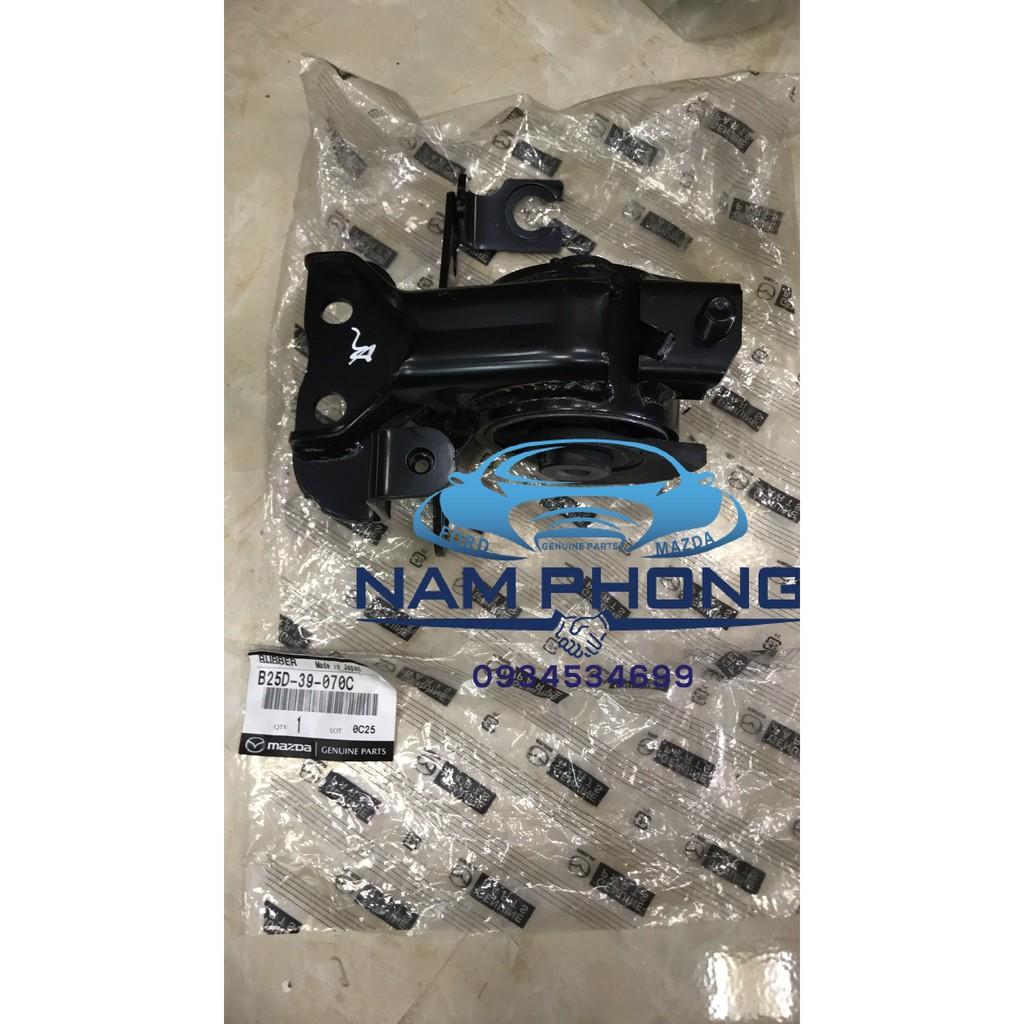 Chân hộp số Laser  Xịn  - B25D39070C , Sử dụng cho các dòng xe Ford Laser  TỪ ĐỜI   2000 – 2005 , XE Mazda Premacy TỪ ĐỜI  2000 – 2005 , RUBBER NO.4,ENG.MTG