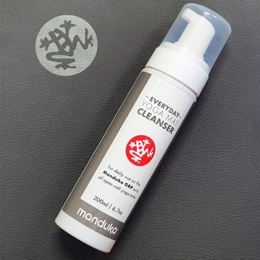 Dung Dịch Vệ Sinh Thảm Yoga Manduka (Everyday Yoga Mat Cleanser) - 200ml