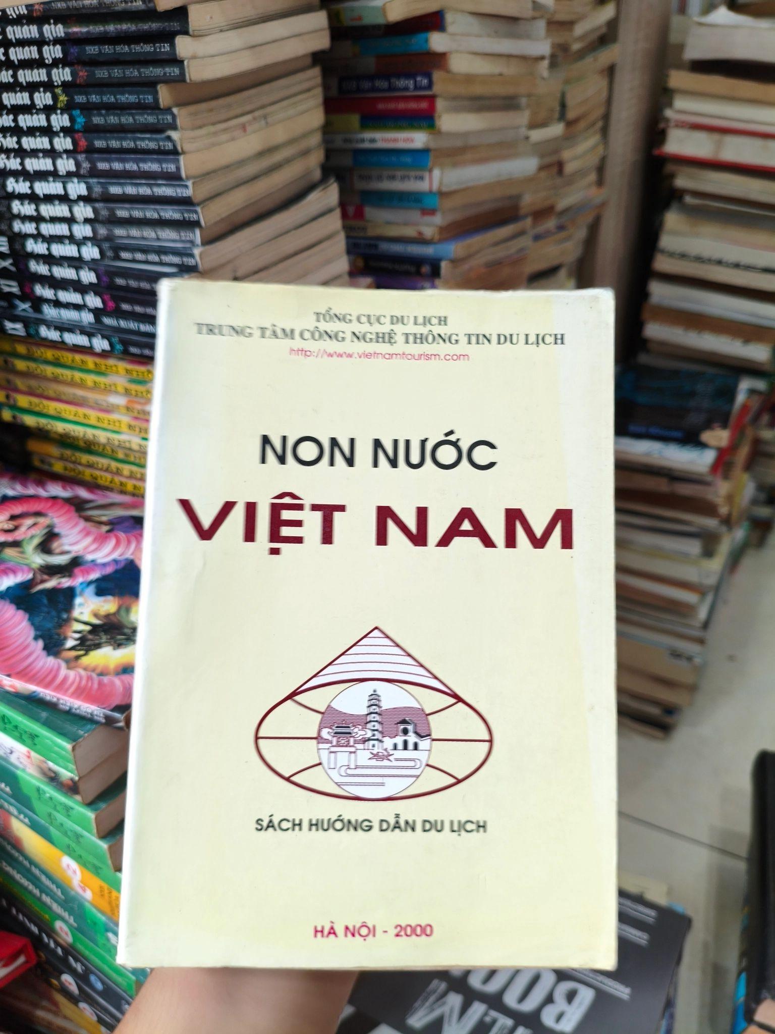 Non nước Việt Nam