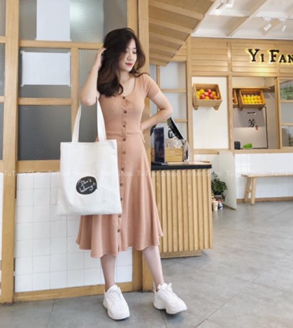 Váy cộc tay cotton tăm cúc dọc