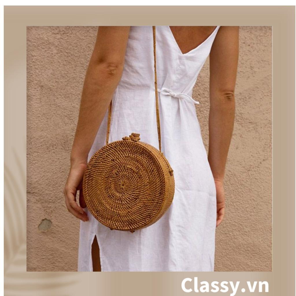 Túi mây tre đan Classy Việt Nam đi biển hình tròn bằng mây tre đan cao cấp, kiểu dáng Vintage T330