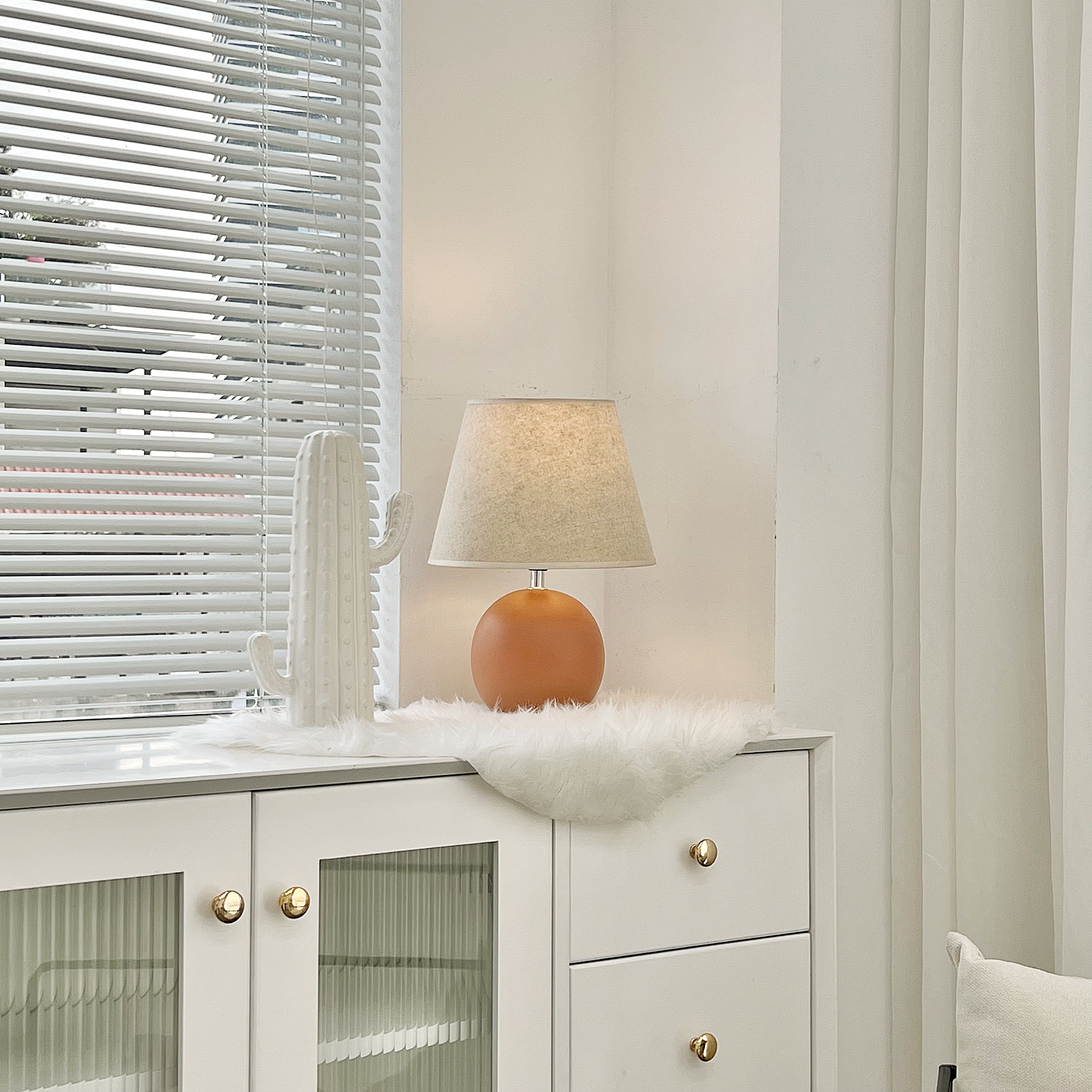 Đèn ngủ thân gốm sứ tròn cam độc đáo DY19889