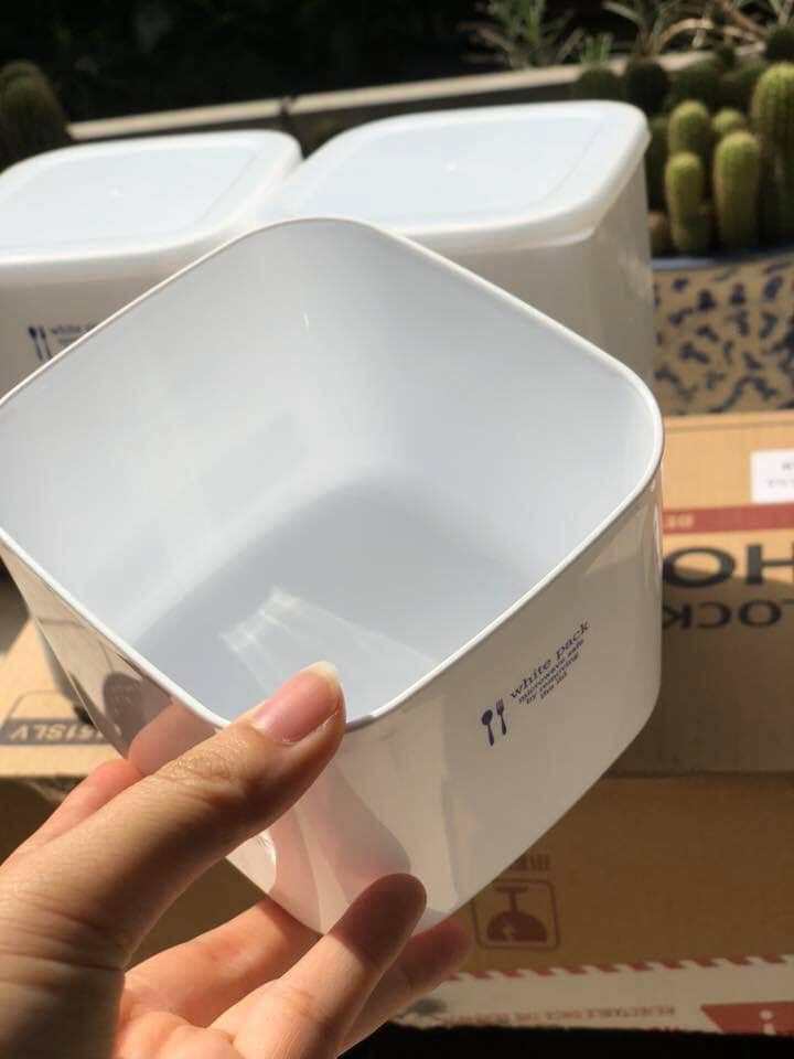 Hộp nhựa vuông chứa đựng thực phẩm khô White Pack tiện dụng - Hàng nội địa Nhật 