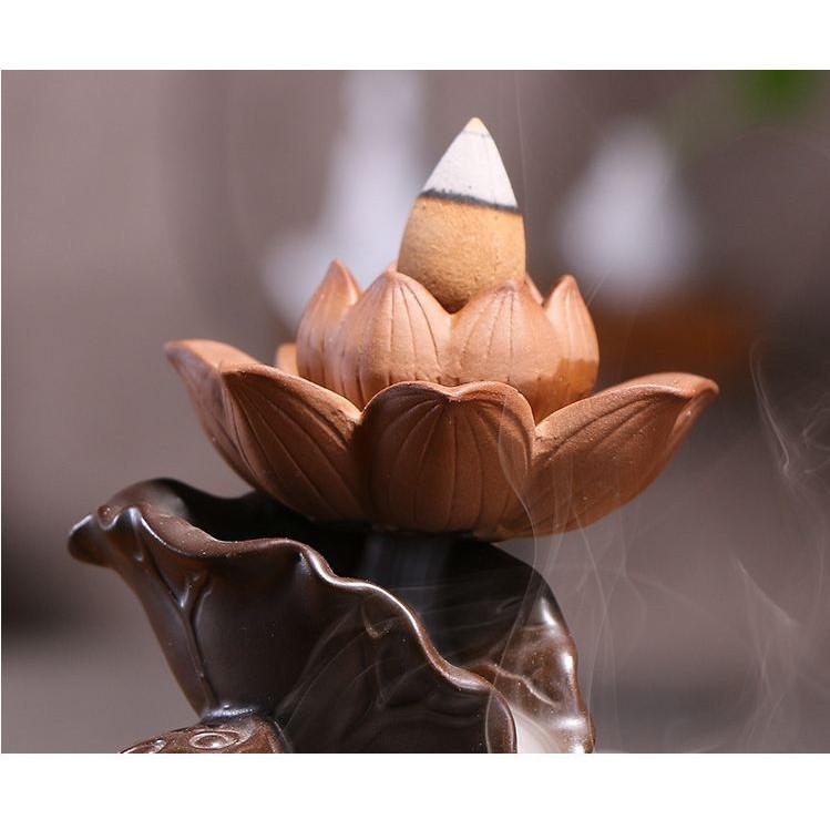 Thác khói trầm hương hồ điệp liên hoa, tặng 15 nụ trầm