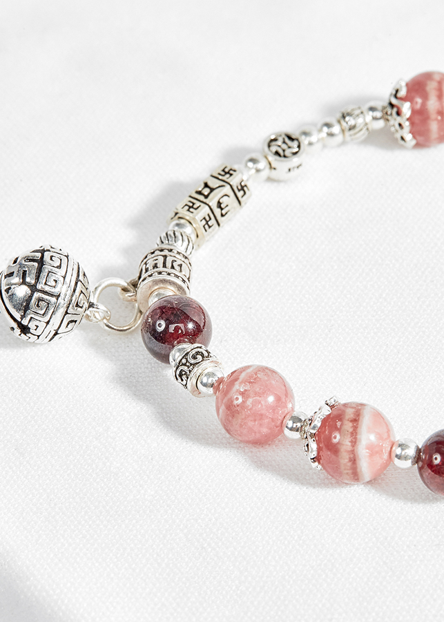 Vòng tay đá garnet phối đá rhodochrosite và charm chuông bạc Ngọc Quý Gemstone