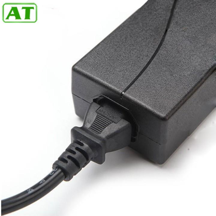 Bộ Chuyển Đổi Nguồn Điện 220V Sang Đầu Cắm Ô TÔ 12V/60W/5A