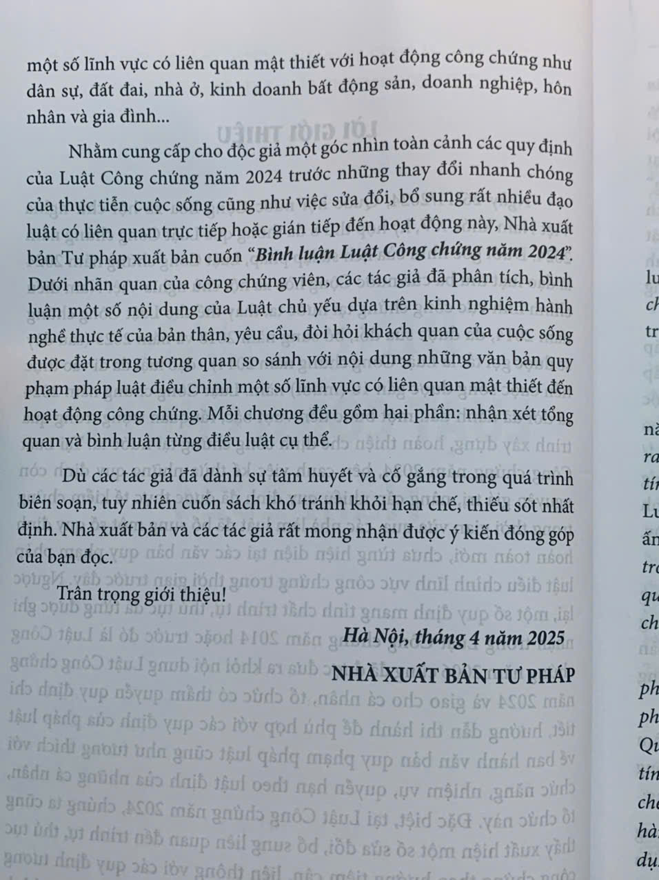 Bình luận Luật Công chứng năm 2024
