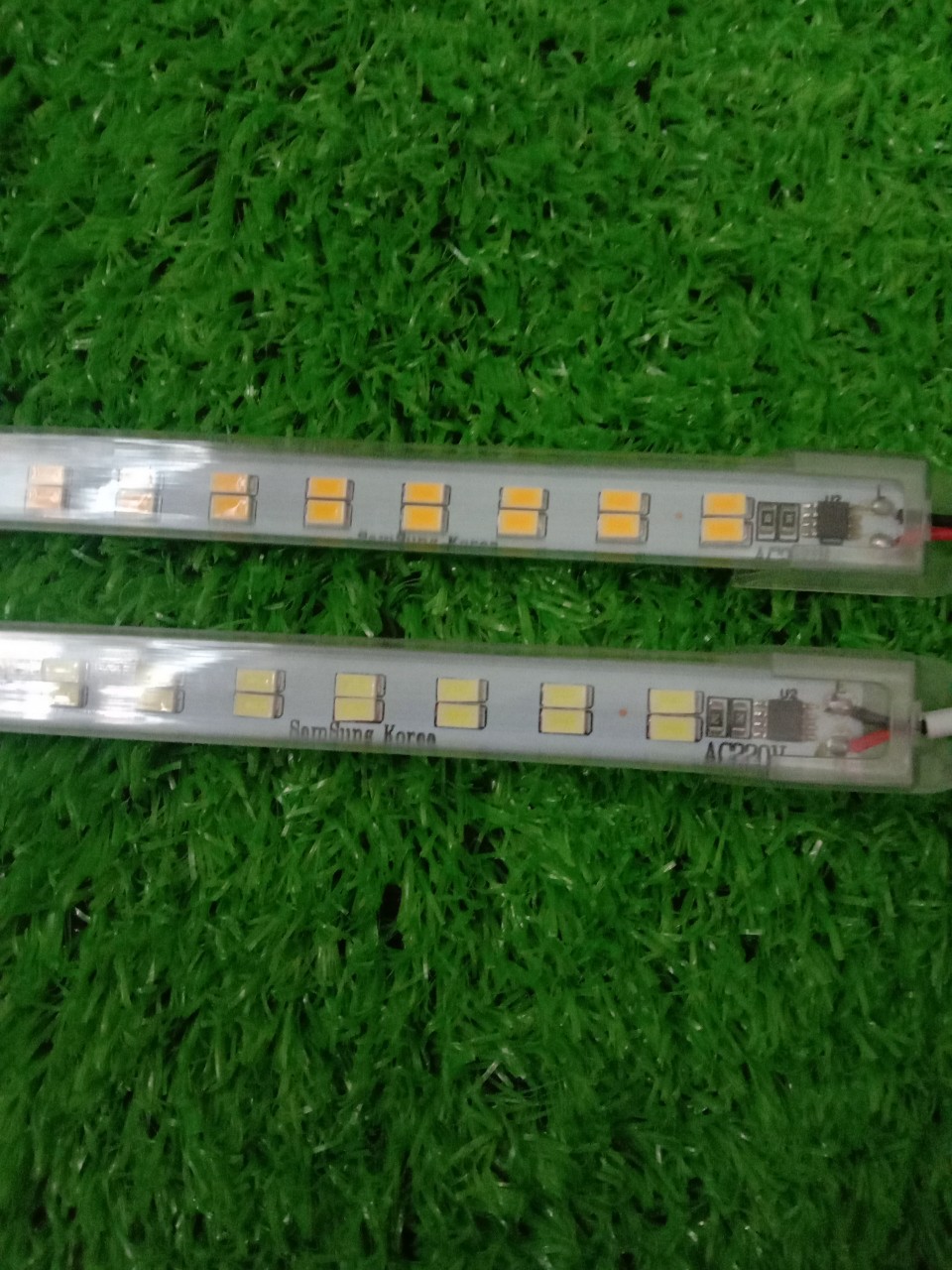 Led thanh 1m dùng điện 220v 2 đường led
