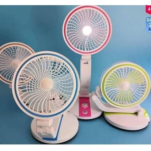 Quạt tích điện mini gấp gọn để bàn có đèn led JL Folding Fan LR-2018 - Màu Ngẫu Nhiên