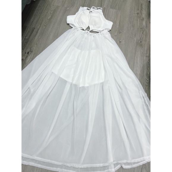 Đầm váy Maxi voan lót lụa xẻ tà khoét ngực cổ yếm cột dây trắng đi biển dự tiệc dạo phố bigsize gợi cảm sexy