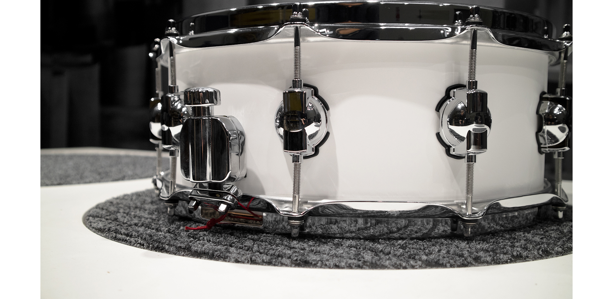 Venom 14&quot;X5.5&quot; White Pearl snare DS Drum-Hàng Chính Hãng