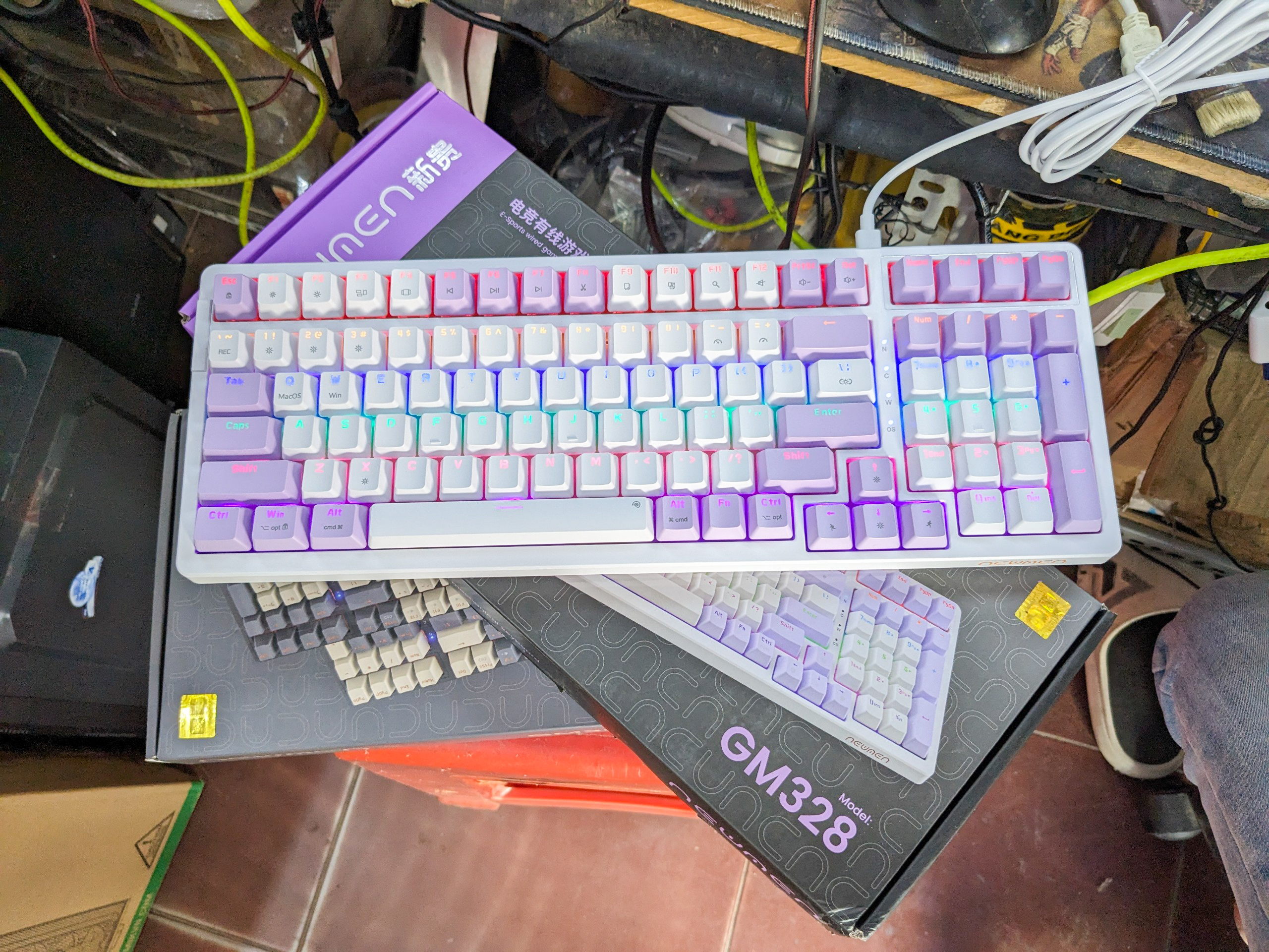 Bàn phím cơ NEWMEN GM328 Purple-White Blue switch - Hàng Chính Hãng