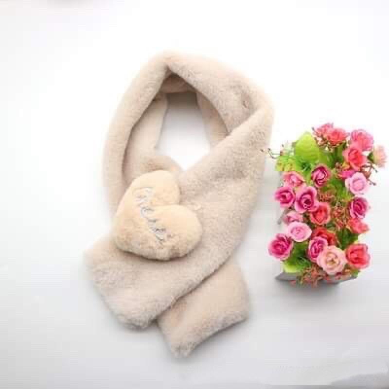 KHĂN QUÀNG CỔ LÔNG MỀM GIỮ ẤM CHO BÉ VÀ MẸ HÌNH TRÁI TIM