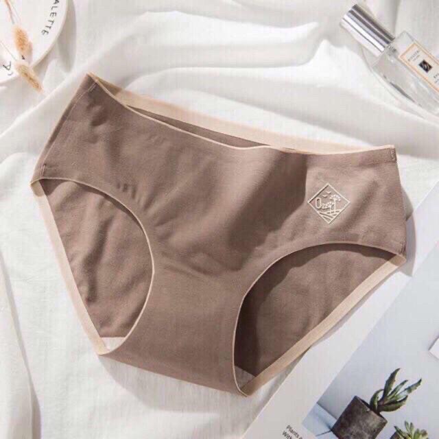 Quần lót nữ chất liệu cotton mềm mịn thông thoáng, mát mẻ