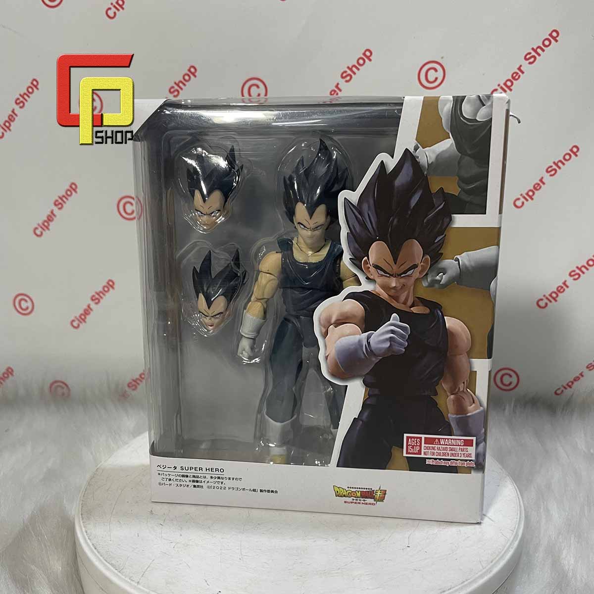 Mô hình Vegeta Có Khớp - Figure Action Vegeta Super Hero 7 viên ngọc rồng