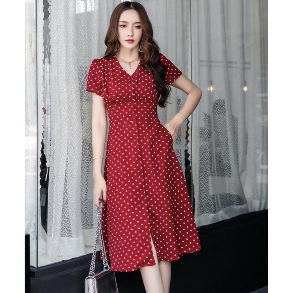 Đầm chấm bi đỏ bo eo nút bọc form dài
