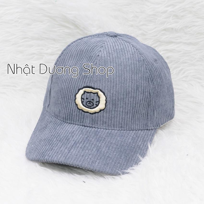 Mũ lưỡi trai, Nón kết nhung sớ đũa thêu hình mặt sư tử phù hợp cho cả nam và nữ.