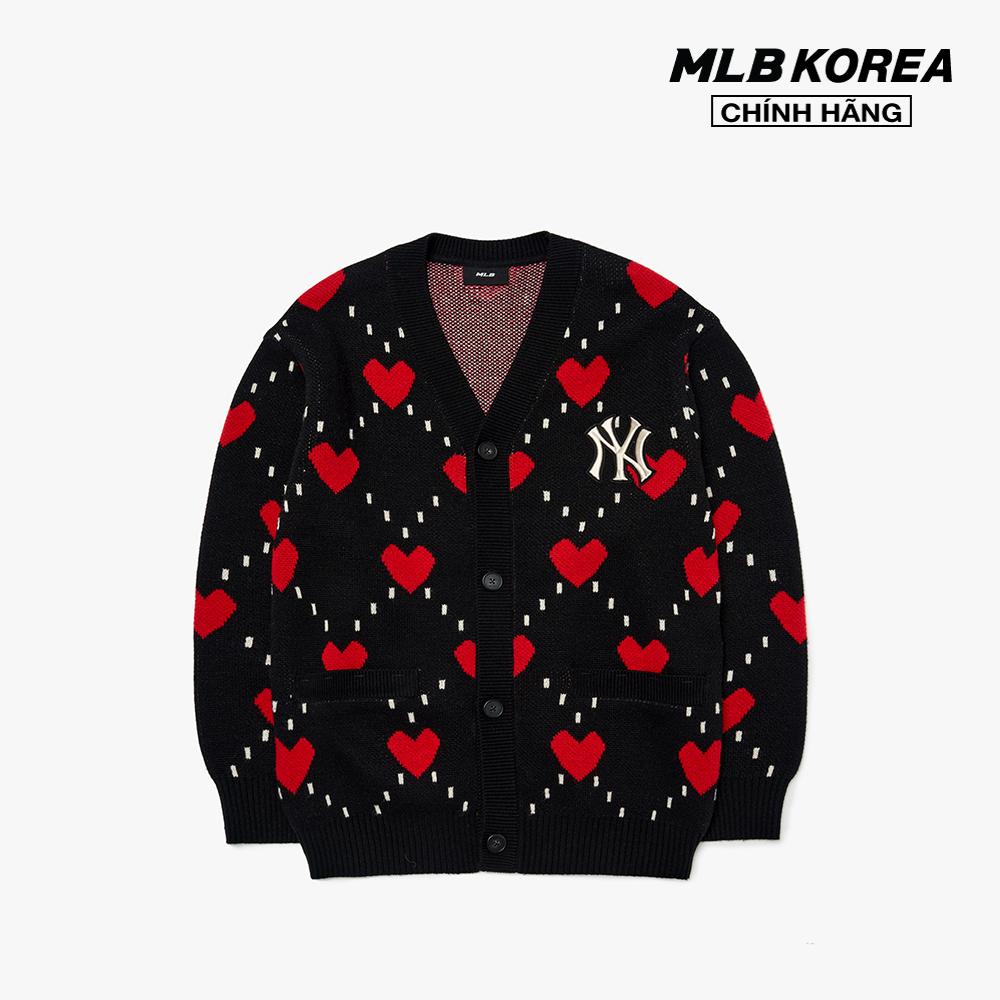 MLB - Áo khoác cardigan cổ V Heart All Over 3AKCH0224-50BKS