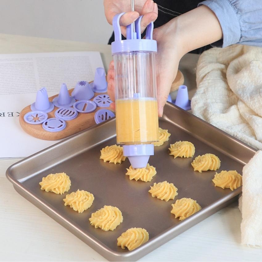 Ống Bơm Bánh Quy Nhựa Cookies Press