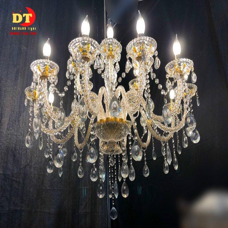Đèn chùm nến phale phòng khách 12 tay sang trọng phong cách hiện đại DQM