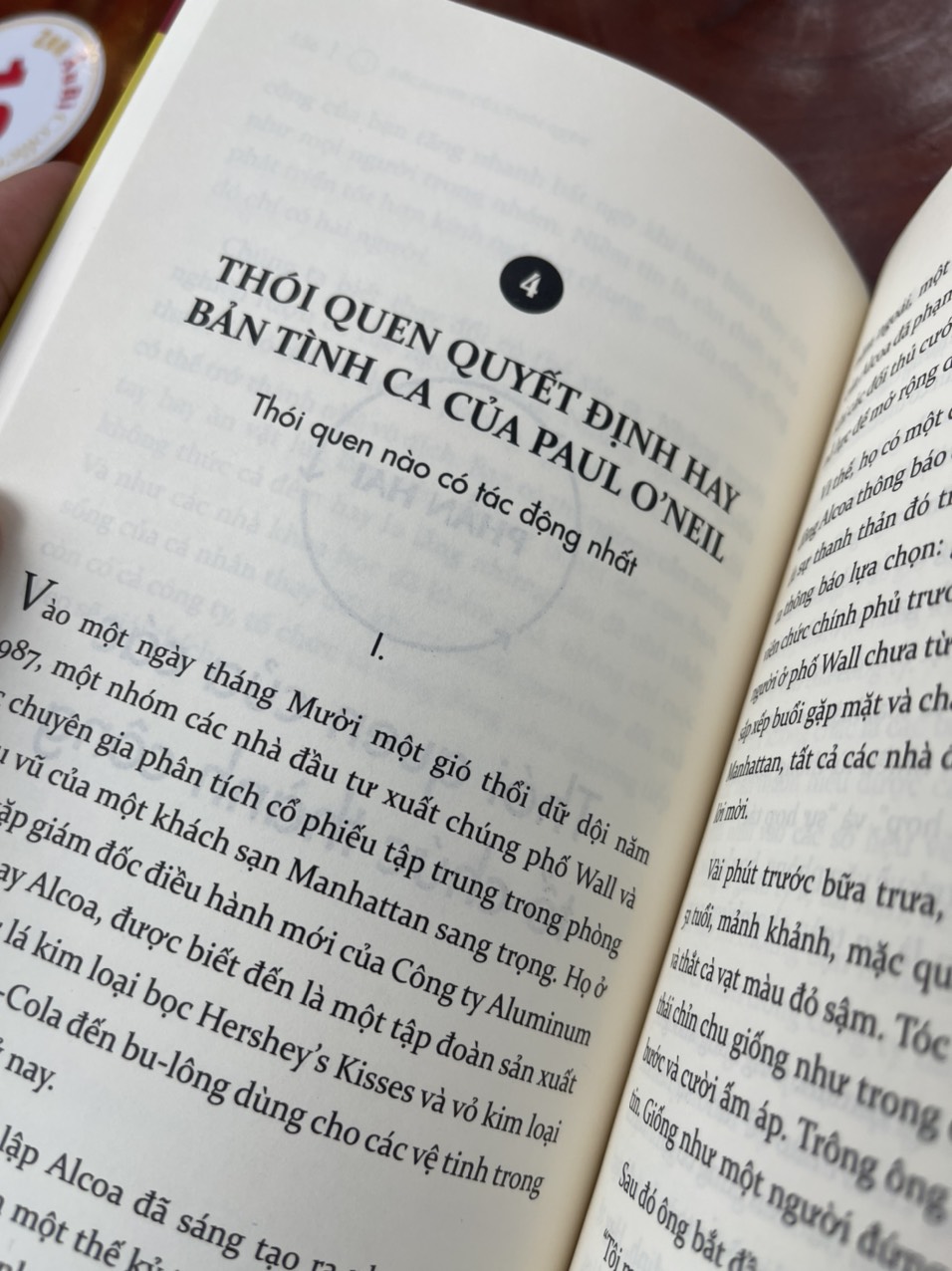 SỨC MẠNH CỦA THÓI QUEN – Cuốn sách hay nhất về thay đổi hành vi con người và tổ chức – Charles Duhigg – Lê Thảo Ly dịch – Alphabooks – NXB Lao Động
