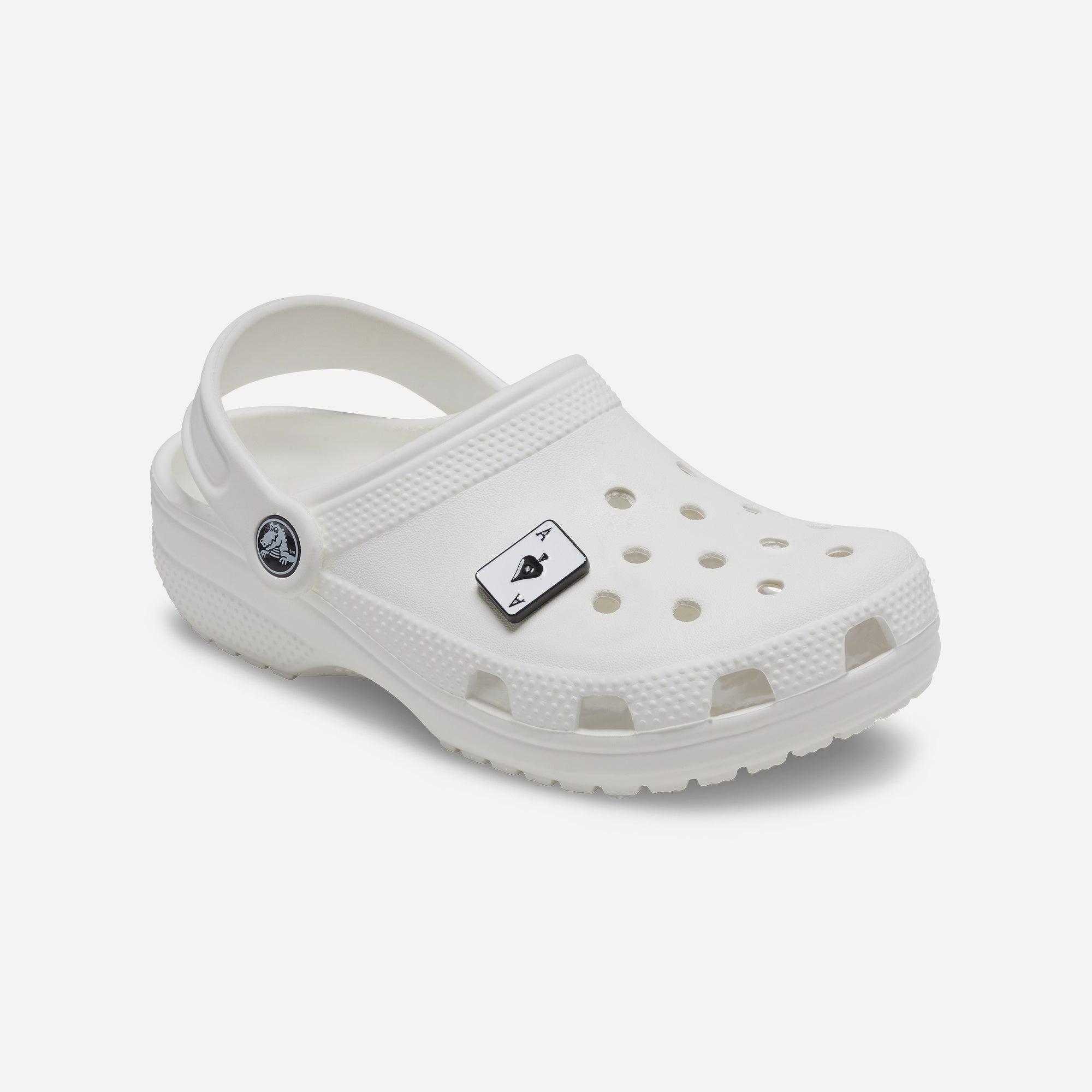 Huy hiệu jibbitz Crocs Elevated Ace Card - 10012253