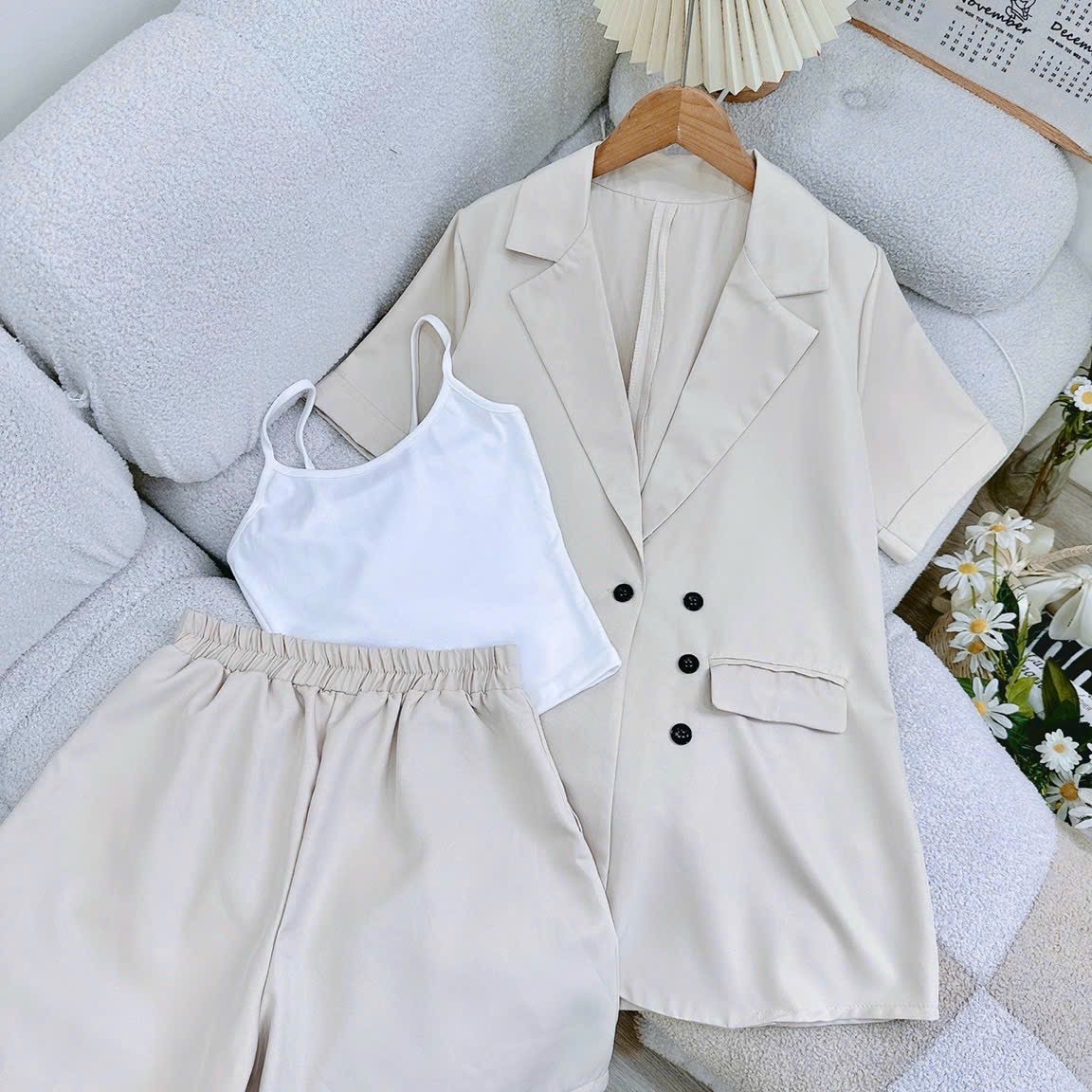 ÁO KHOÁC BLAZER / VEST NỮ PASTEL TAY LỬNG RỘNG SUÔNG TRƠN + QUẦN NGẮN GIẢ VÁY LƯNG CAO ỐNG RỘNG SHORTS + ÁO DÂY CROPTOP ĐI TIỆC ĐI LÀM CÔNG SỞ ĐI CHƠI DẠO PHỐ