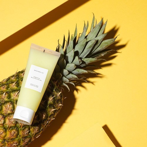 Gel tẩy da chết từ dứa Graymelin Pineapple Mild Peeling Gel 100ml