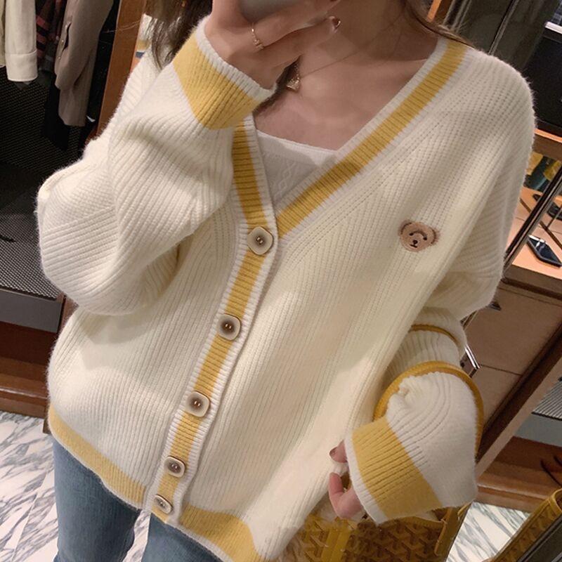 MS467 Áo cardigan len thêu gấu viền màu