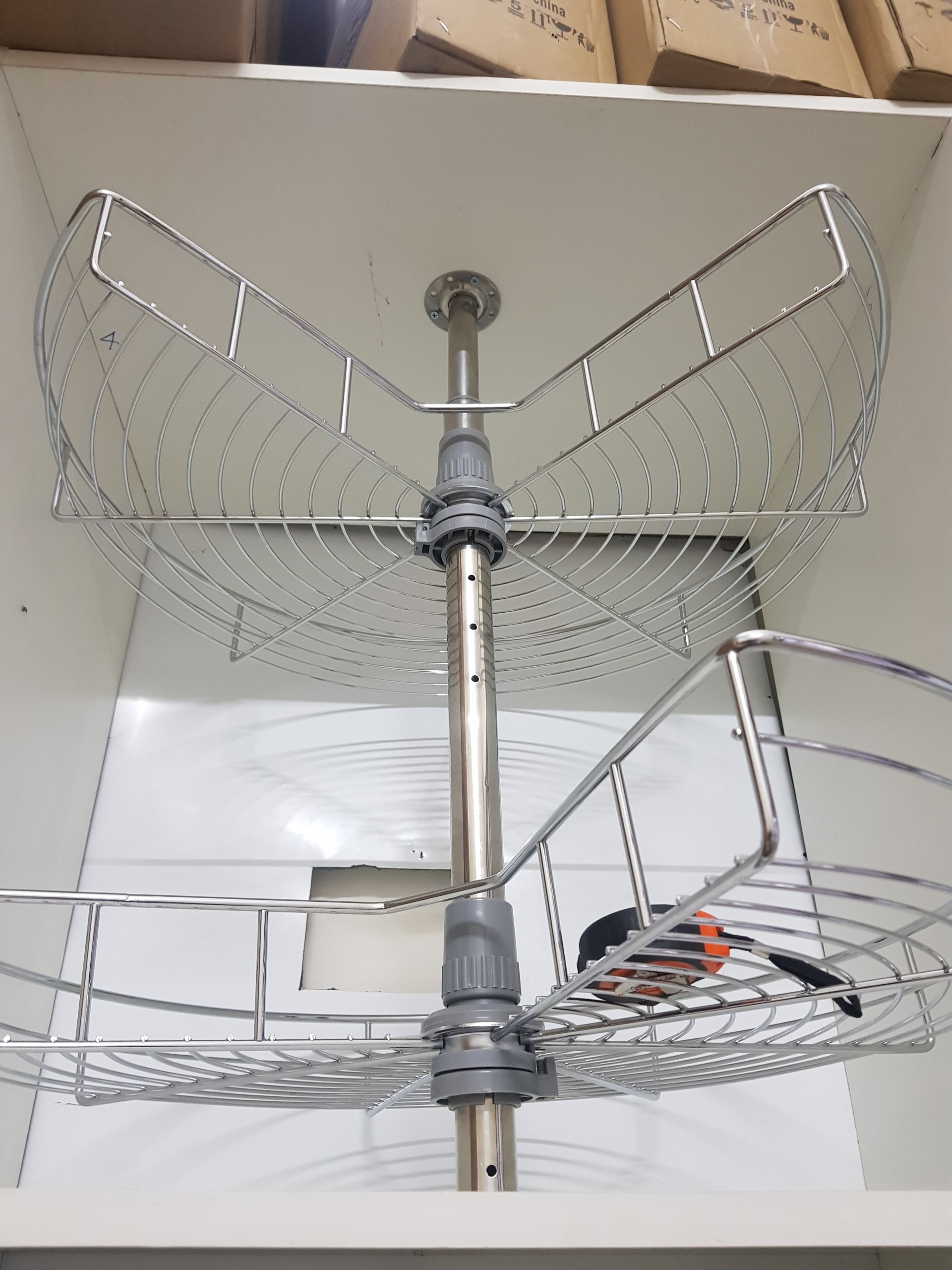 Mâm Xoay 3/4 TAKI INOX 304 Tủ Bếp - Có Thợ Lắp Đặt