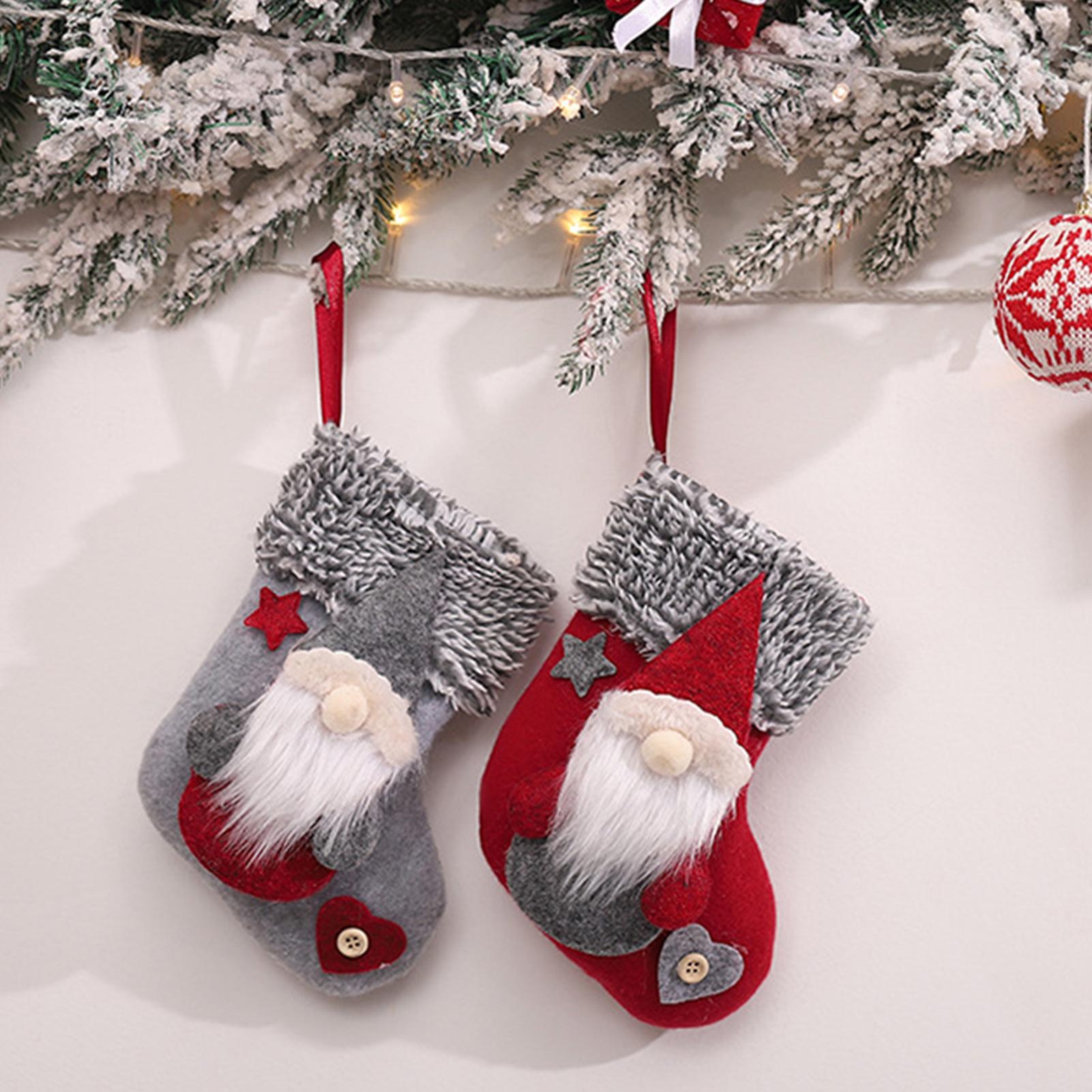 Set 4 Chiếc Vớ Trang Trí Giáng Sinh